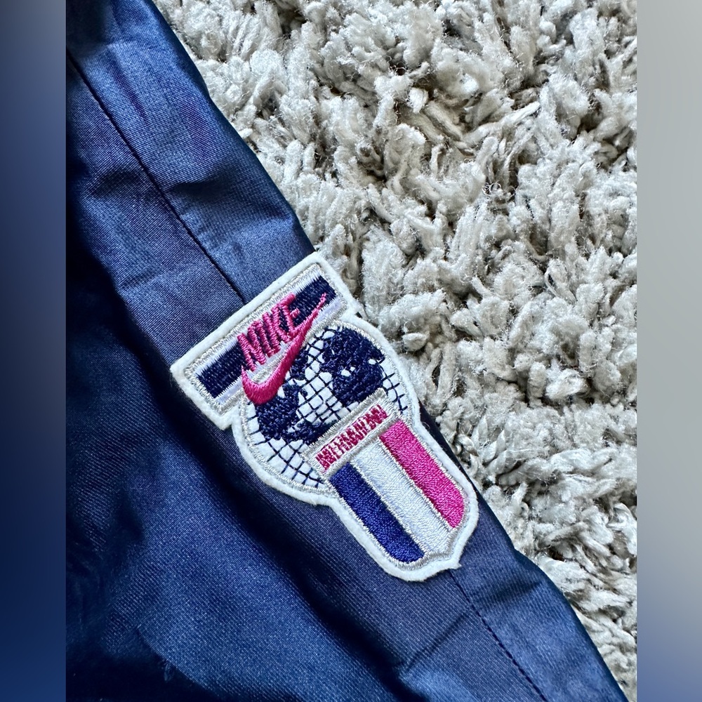VINTAGE Nike International 90s style jacket - Picture 4 of 8